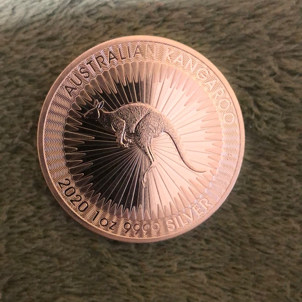 1 Troy oz .9999 fine silver kangaroo